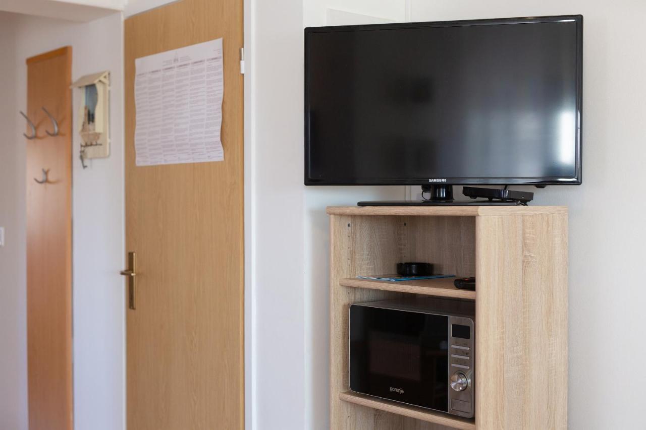 Apartman Noel Krk Town Esterno foto