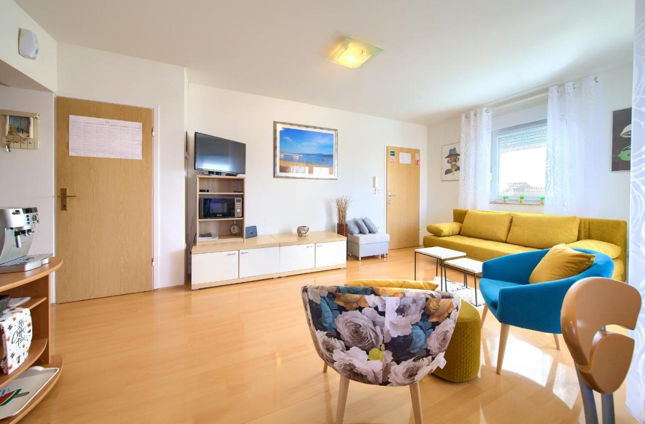 Apartman Noel Krk Town Esterno foto